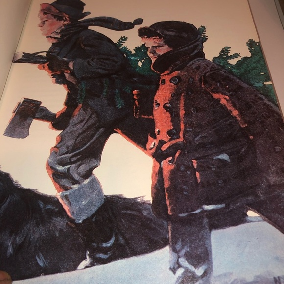 Green 'A Family Christmas' Book - Picture 3 of 12